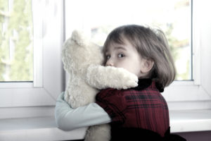 8 Effects of Childhood Trauma & What You Can Do About It Now